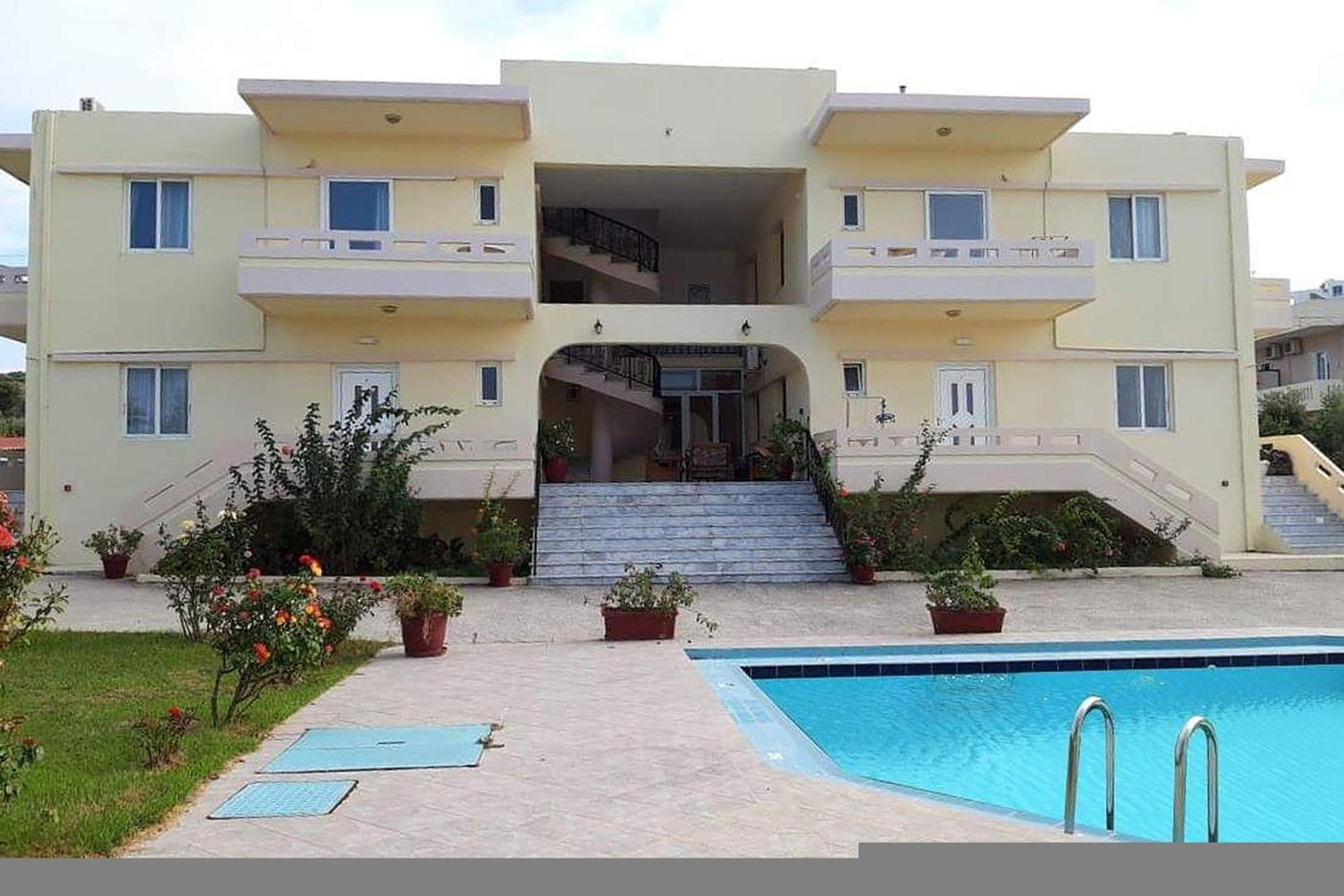 Litinas Apartments With Pool Агия-Марина Экстерьер фото